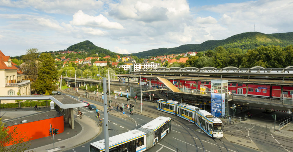 ©JenaKultur Foto: A.Hub Anreise nach Jena, Bus, Bahn, Tram