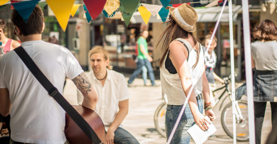 Fête de la musique, Straßenmusik