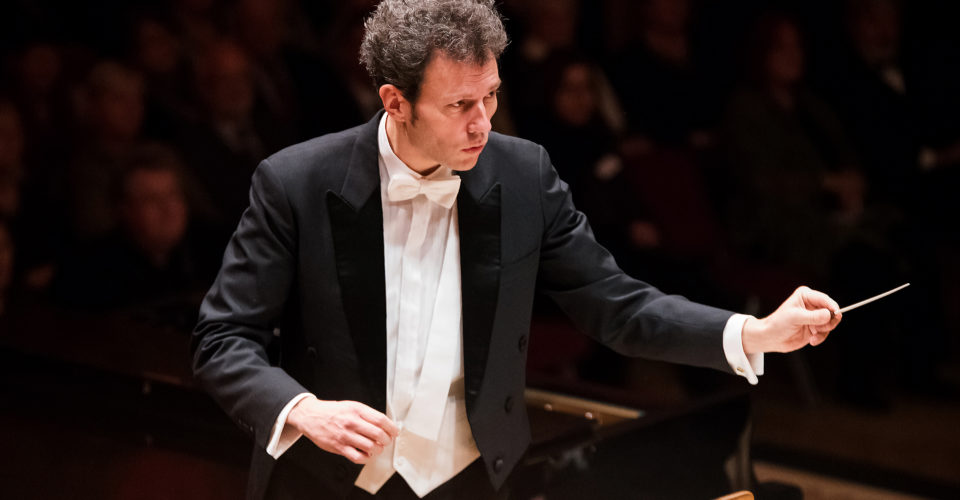 ©JenaKultur Foto: C.Worsch Jeaner Philharmonie, Generalmusikdirektor Simon Gaudenz