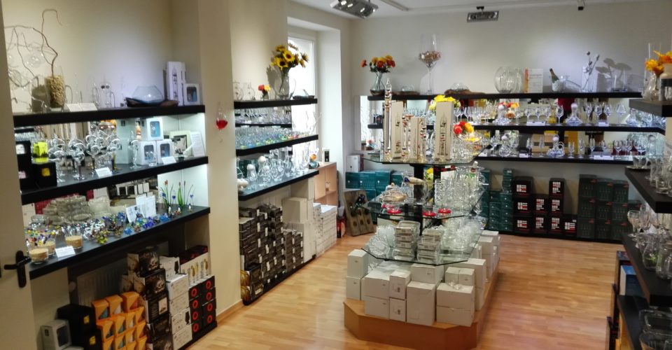 Glas in Jena Werksverkauf von hitzebeständigem Glas