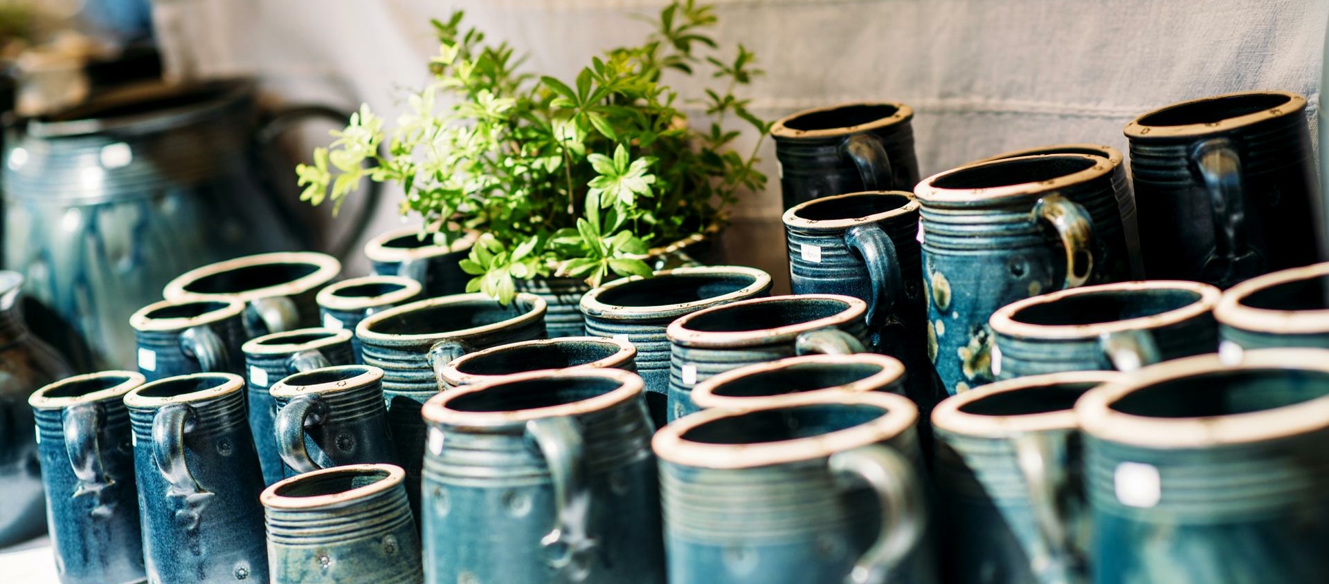 Jenaer_Töpfermarkt_Krüge_JenaKultur_ChristophWorsch