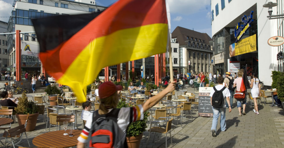 ©JenaKultur Foto: T. Babovic Fahne Holzmarkt Jena