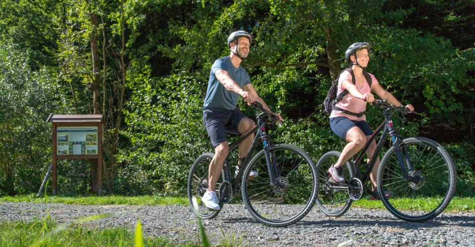 Radfahrer_Staedtekette-Ziegenmuehle-Schleifreisen-2_web